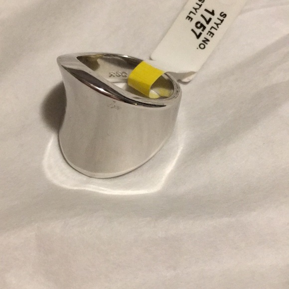 Sliver Ring - Picture 2 of 5